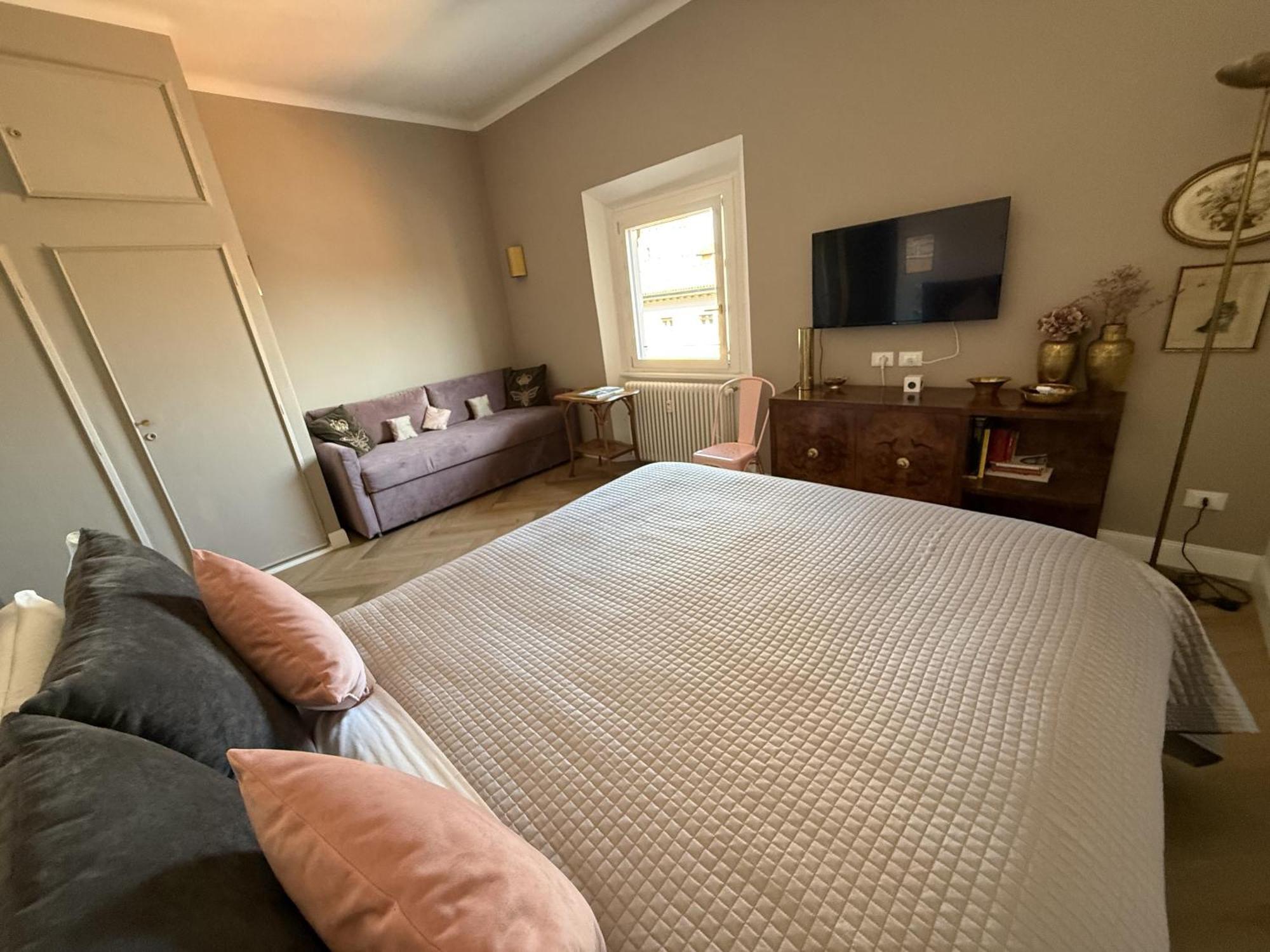 Artieri Suites, Piazza Maggiore — Photos 1